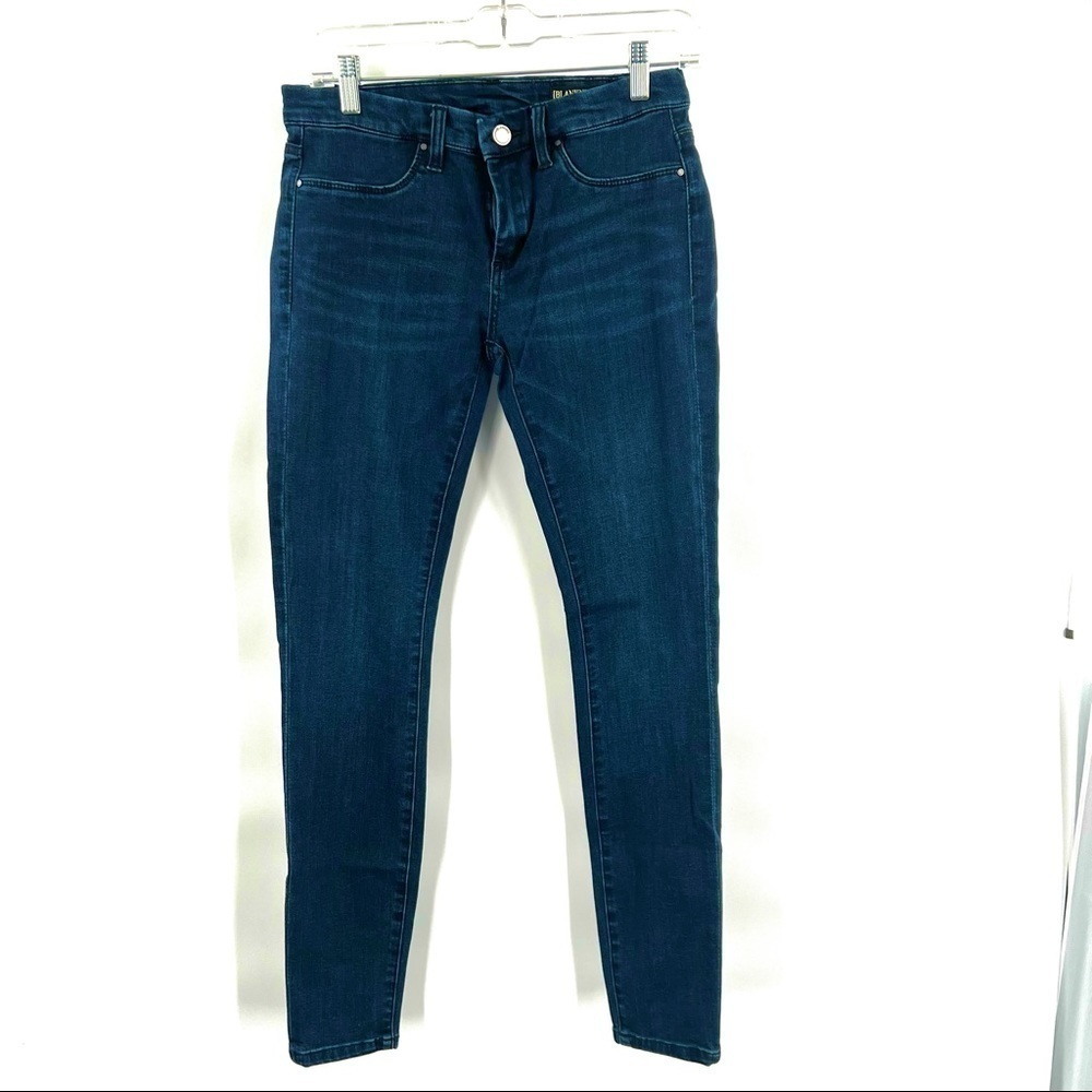 Blank NYC spray on blue jeans size 27